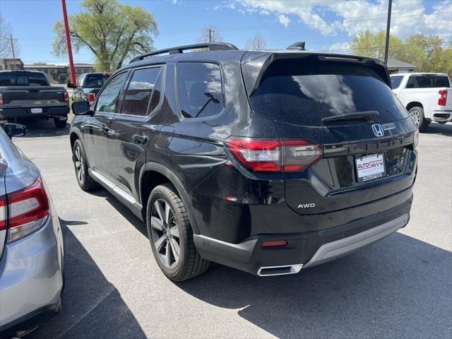 used 2025 Honda Pilot car, priced at $41,000
