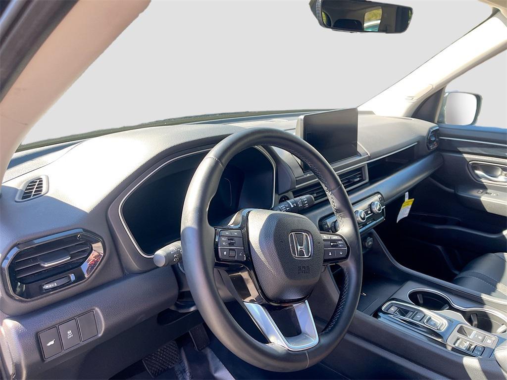 used 2025 Honda Pilot car, priced at $39,500