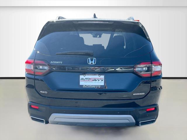 used 2025 Honda Pilot car, priced at $41,000