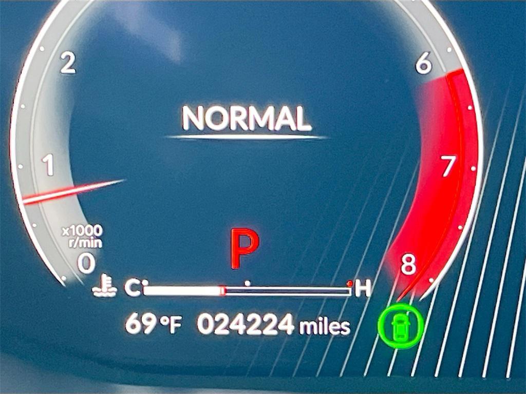 used 2024 Acura MDX car, priced at $48,300