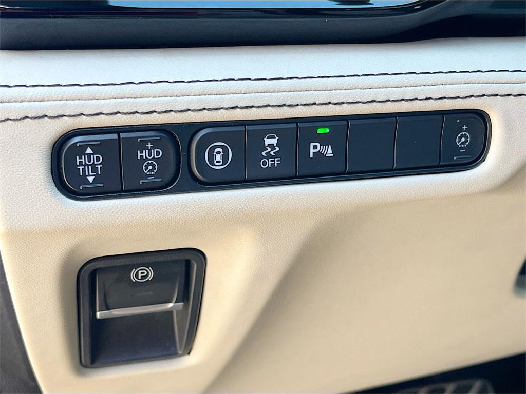 used 2024 Acura MDX car, priced at $48,300