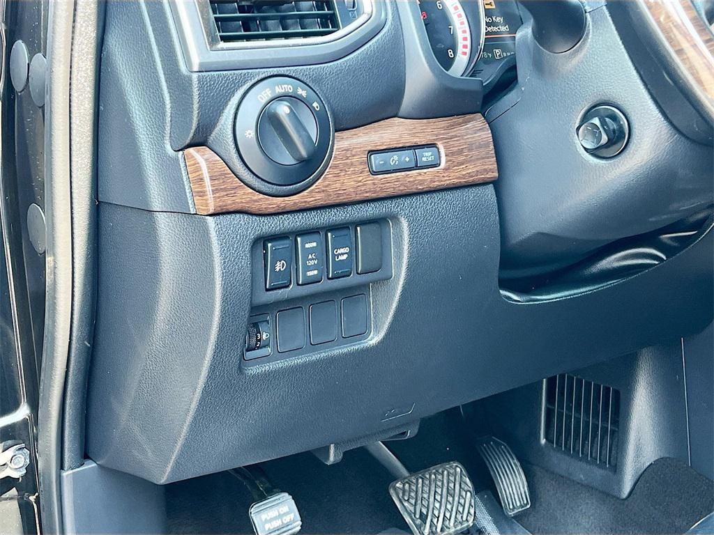 used 2019 Nissan Titan car, priced at $28,100