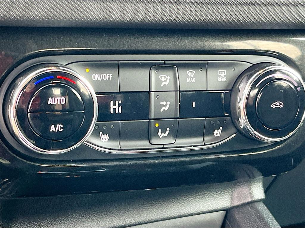 used 2025 Chevrolet TrailBlazer car, priced at $24,000