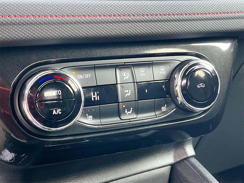 used 2025 Chevrolet TrailBlazer car, priced at $24,000