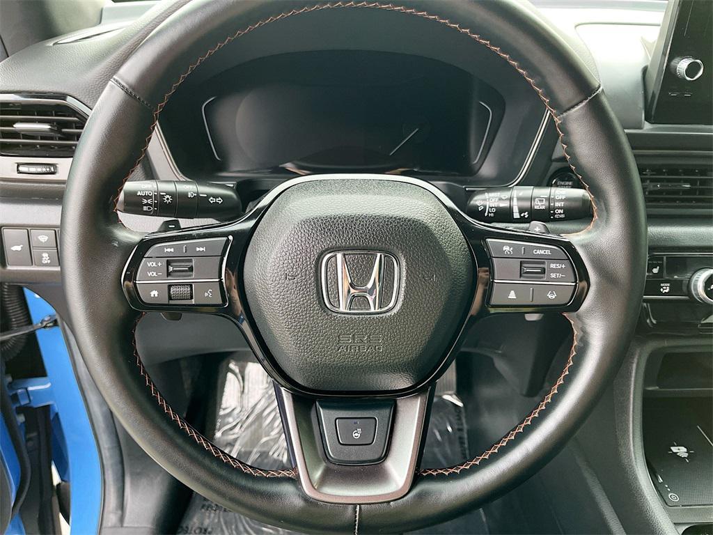 used 2025 Honda Pilot car, priced at $40,500