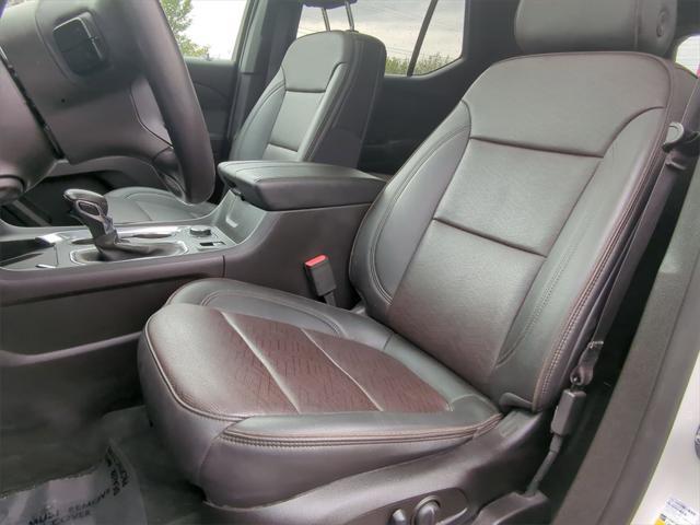 used 2022 Chevrolet Traverse car, priced at $33,300