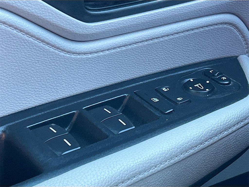 used 2022 Honda Odyssey car, priced at $25,500