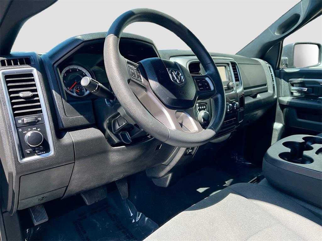 used 2021 Ram 1500 Classic car, priced at $24,200