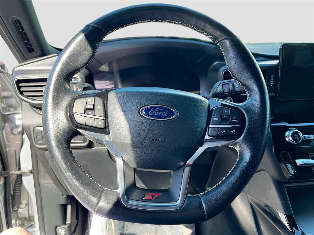 used 2022 Ford Explorer car, priced at $33,500