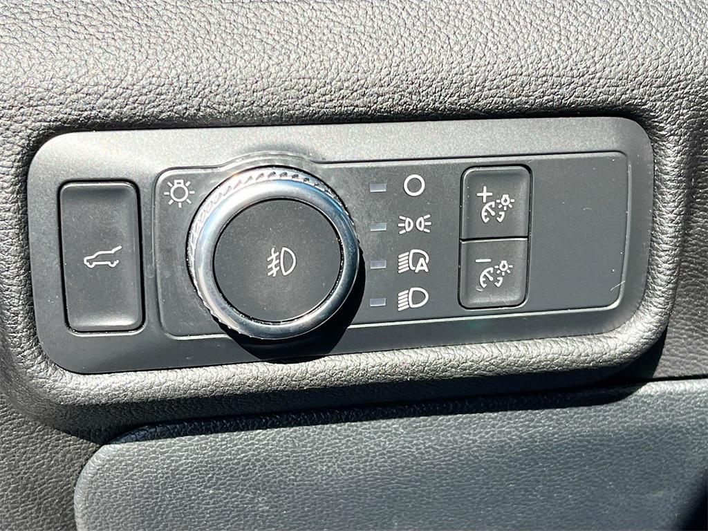 used 2022 Ford Explorer car, priced at $33,500
