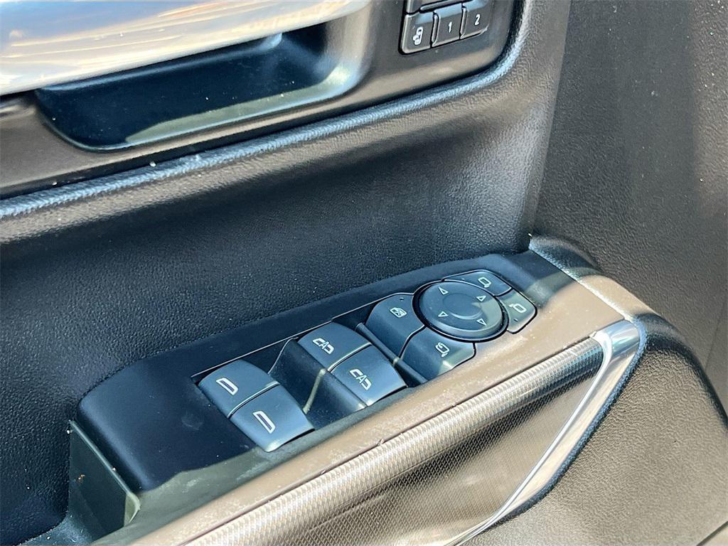 used 2021 GMC Sierra 1500 car, priced at $37,400