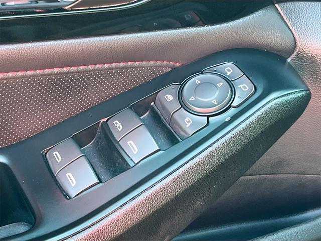 used 2023 Chevrolet Traverse car, priced at $35,500