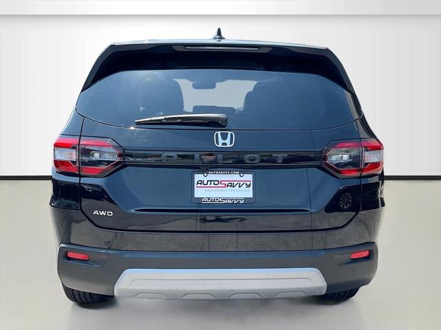 used 2025 Honda Pilot car, priced at $38,000