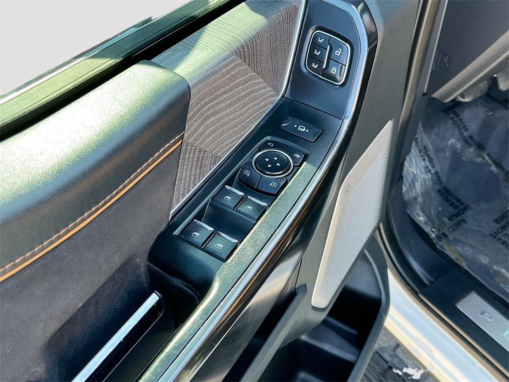 used 2021 Ford F-150 car, priced at $36,000