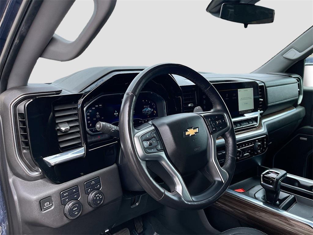 used 2022 Chevrolet Silverado 1500 car, priced at $37,800