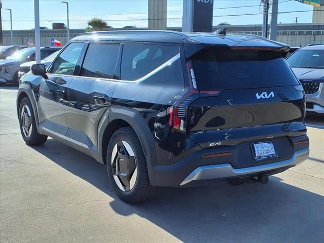 new 2024 Kia EV9 car, priced at $59,505