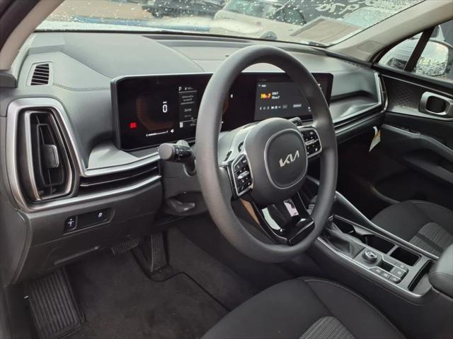 used 2025 Kia Sorento car, priced at $31,900