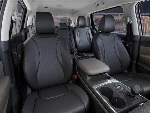 new 2025 Kia Carnival car, priced at $40,995