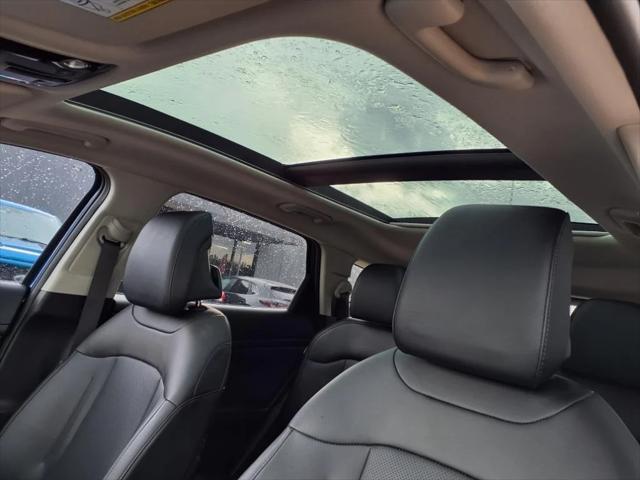 new 2025 Kia Sportage car, priced at $32,240