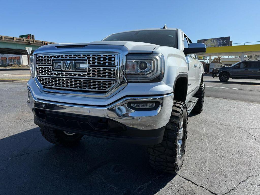 used 2018 GMC Sierra 1500 car, priced at $31,997