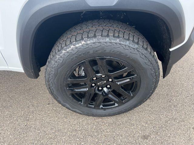 new 2024 Chevrolet Colorado car, priced at $39,212