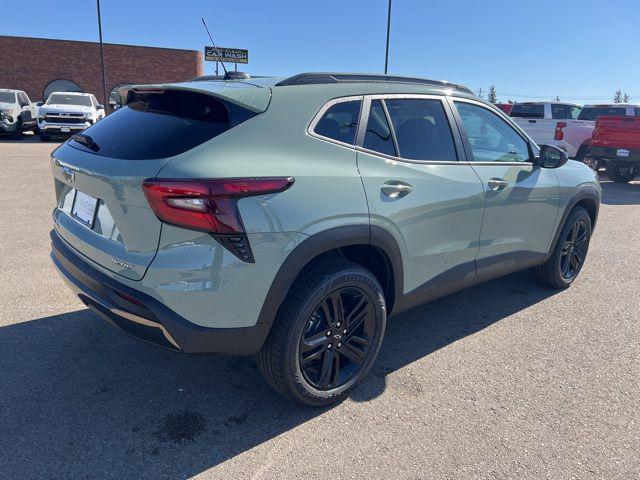 new 2025 Chevrolet Trax car, priced at $25,544