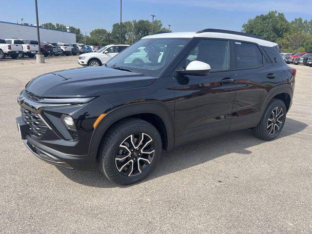 new 2025 Chevrolet TrailBlazer car, priced at $30,200