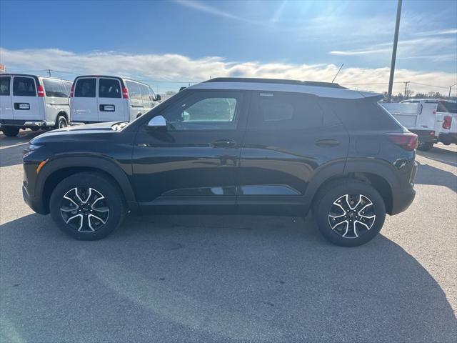 new 2025 Chevrolet TrailBlazer car, priced at $28,201