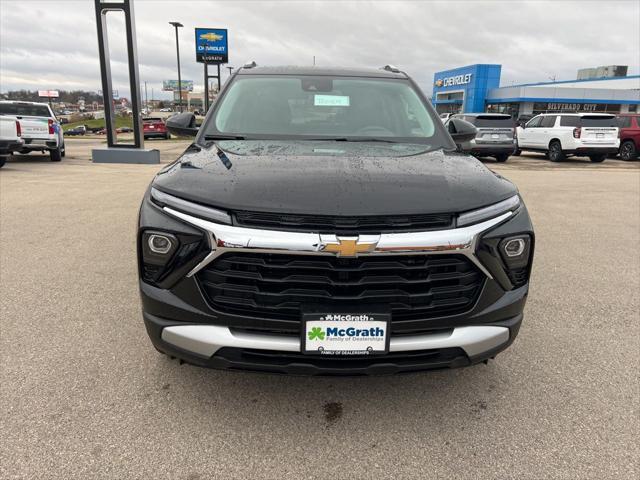 new 2025 Chevrolet TrailBlazer car, priced at $27,282