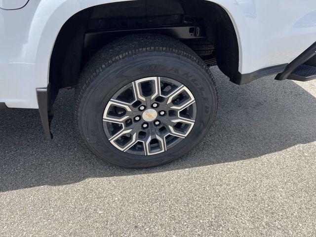 new 2024 Chevrolet Colorado car, priced at $45,585