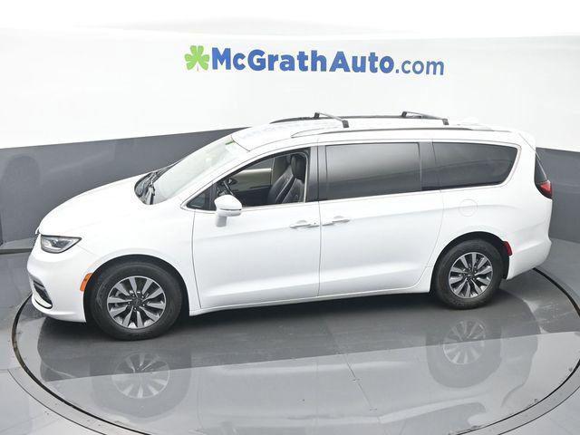 used 2021 Chrysler Pacifica car, priced at $23,310