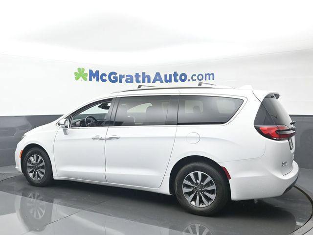 used 2021 Chrysler Pacifica car, priced at $23,310