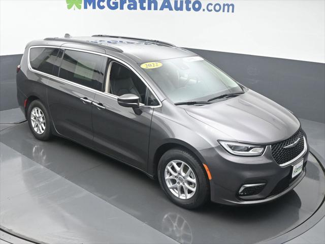 used 2022 Chrysler Pacifica car, priced at $25,113