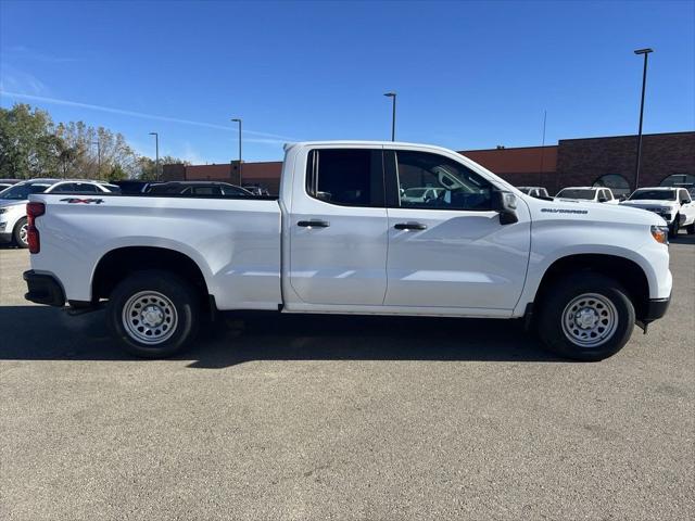 new 2025 Chevrolet Silverado 1500 car, priced at $42,240