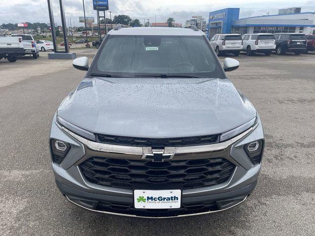 new 2025 Chevrolet TrailBlazer car, priced at $30,200