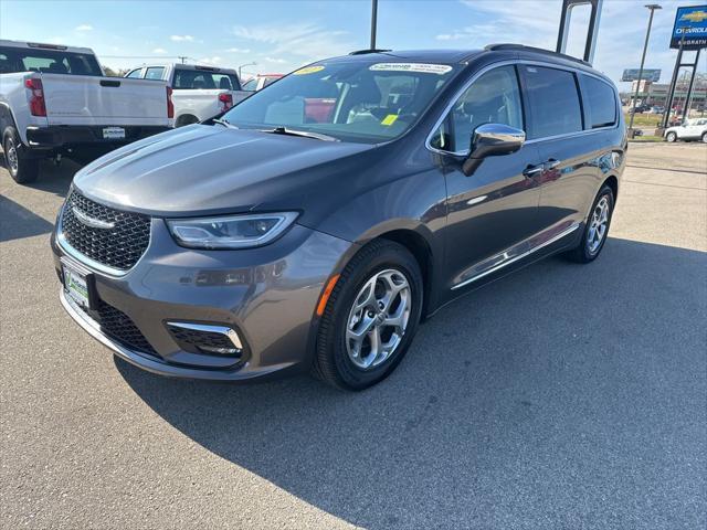 used 2022 Chrysler Pacifica car, priced at $27,517