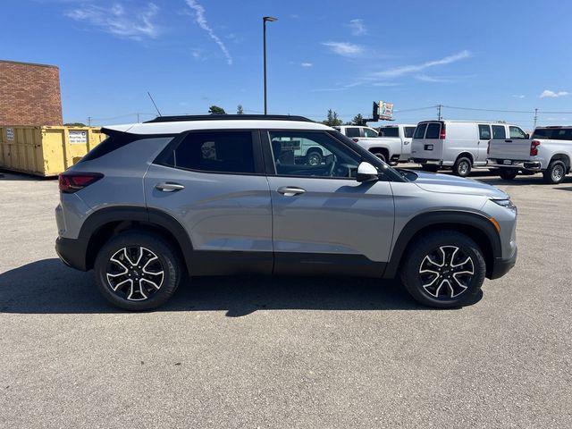 new 2025 Chevrolet TrailBlazer car, priced at $30,200