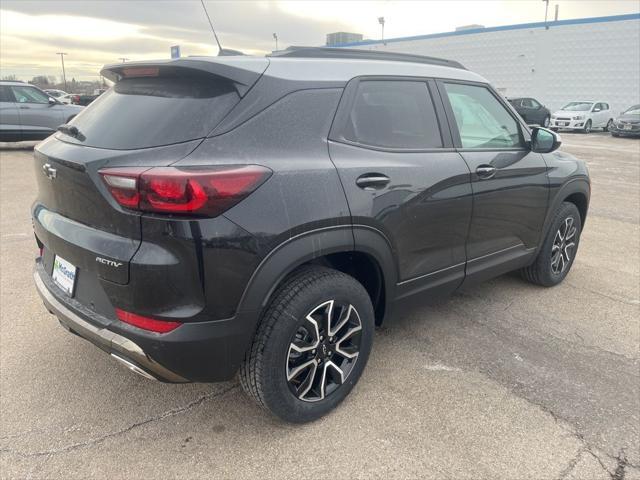 new 2025 Chevrolet TrailBlazer car, priced at $28,201