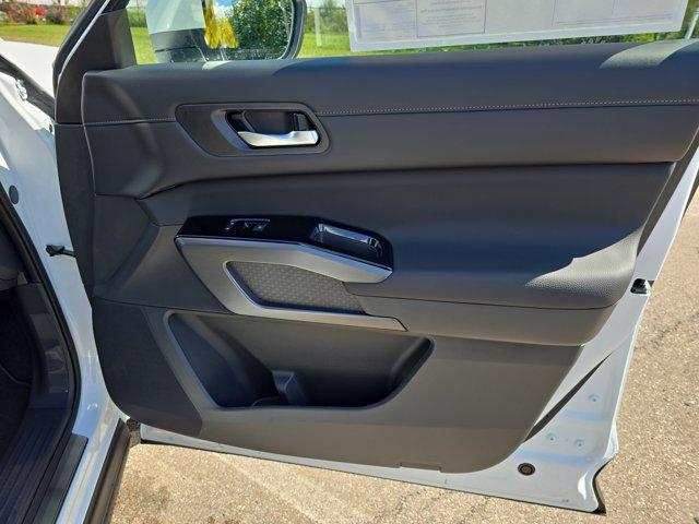 new 2025 Nissan Pathfinder car, priced at $39,982