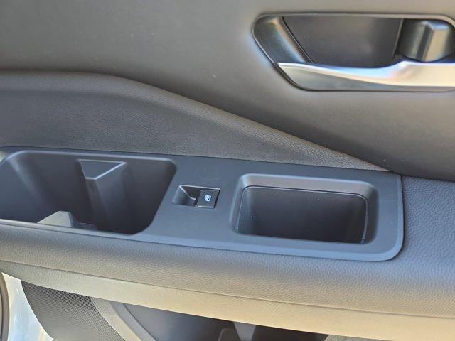 new 2025 Nissan Pathfinder car, priced at $39,982