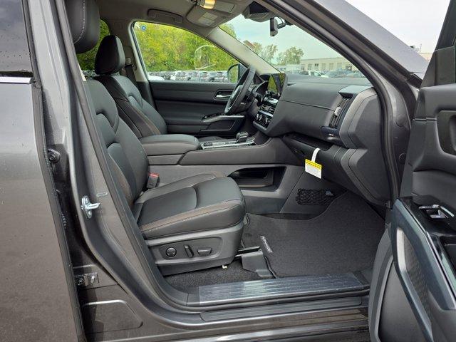 new 2025 Nissan Pathfinder car, priced at $38,351