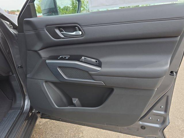 new 2025 Nissan Pathfinder car, priced at $38,351