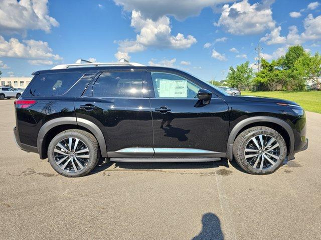 new 2025 Nissan Pathfinder car, priced at $51,756