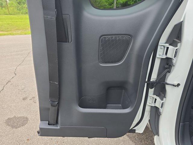new 2025 Nissan Frontier car, priced at $30,044