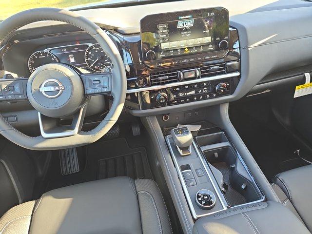 new 2025 Nissan Pathfinder car, priced at $38,664
