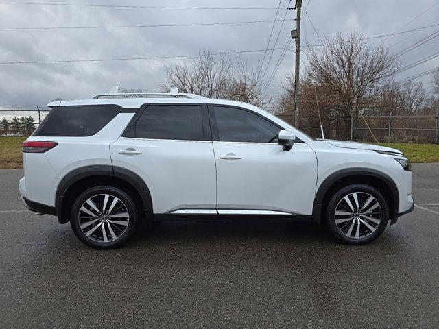 new 2025 Nissan Pathfinder car, priced at $50,191