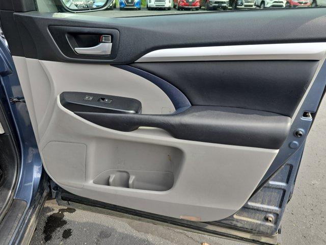 used 2017 Toyota Highlander car, priced at $13,900