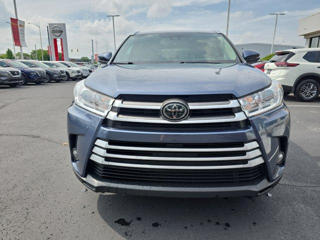 used 2017 Toyota Highlander car, priced at $13,900