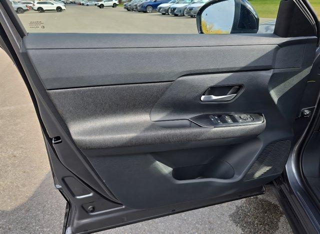 new 2026 Nissan Kicks car, priced at $24,952