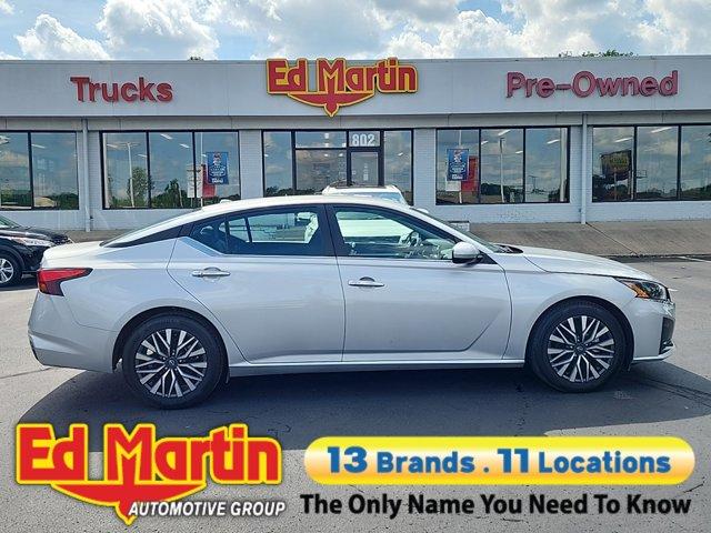 used 2023 Nissan Altima car, priced at $23,281